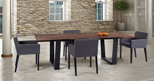 Tavoli artigianali in legno pregiato di Noce Walnut con resina epossidica