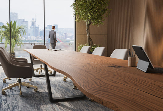 Tavoli artigianali in legno pregiato di Noce Walnut